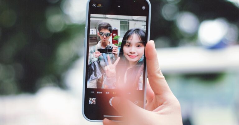 whatsapp kendi fotografindan sticker yapma