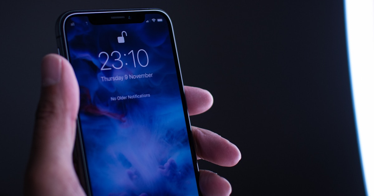 telefon ekran parlakligi dusuyor