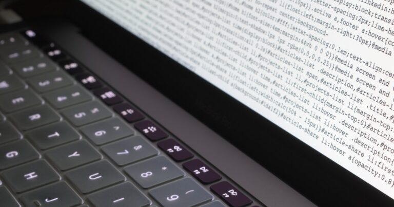 laptop klavye isigi yanmiyor