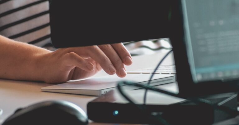 bilgisayar fare takiliyor